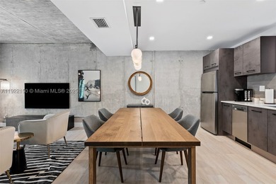 New Pricing, Seller is motivated! Recently appraised at $3.86M - photo 19