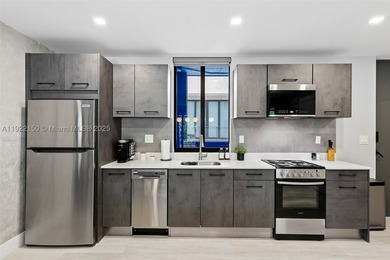 New Pricing, Seller is motivated! Recently appraised at $3.86M - photo 23