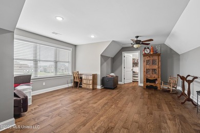 IMMACULATE, move-in ready CUSTOM built 4 bedroom, 3 bath home - photo 26