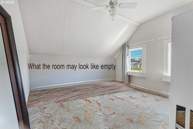 NEW PRICE, MOTIVATED SELLER!! Beautifully updated Victorian home - photo 28