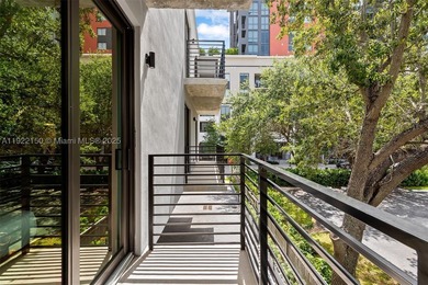 New Pricing, Seller is motivated! Recently appraised at $3.86M - photo 31