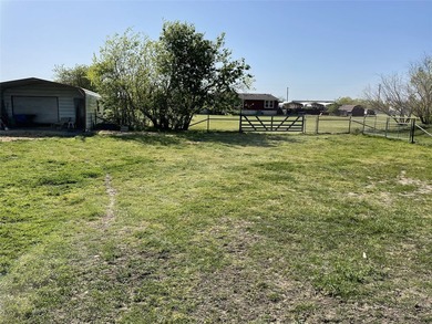 Looking for room to spread out & live the country life while - photo 31
