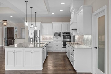 Welcome to one of the premier waterfront opportunities in - photo 31