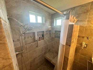 A beautiful 2 bedrooms, 2 bathrooms, Palm Harbor home located on - photo 33
