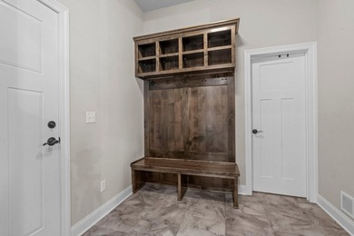 Welcome to one of the premier waterfront opportunities in - photo 38