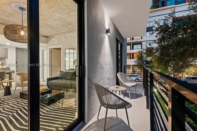 New Pricing, Seller is motivated! Recently appraised at $3.86M - photo 42