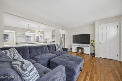 Welcome to this beautifully maintained 4-bedroom, 2.5-bath Cape - photo 8
