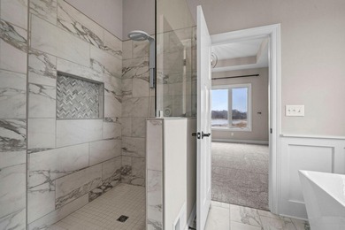 Welcome to one of the premier waterfront opportunities in - photo 50