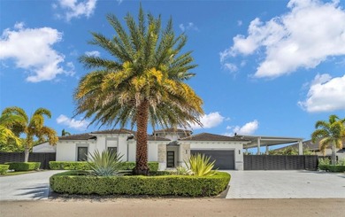 BACK ON MARKET! BUYER'S FINANCING FELL THROUGH, NO FAULT OF THE - photo 1