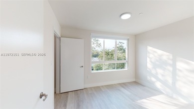 Contemporary 2-bedroom, 2.5-bathroom plus den unit designed for - photo 14