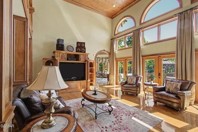 THIS MAGNIFICENT SMOKY MOUNTAIN ESTATE BOASTS 11,312 SQ FT OF - photo 19
