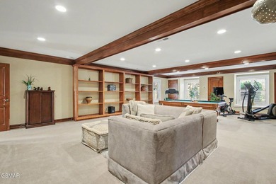 THIS MAGNIFICENT SMOKY MOUNTAIN ESTATE BOASTS 11,312 SQ FT OF - photo 37