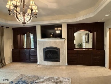 THIS MAGNIFICENT SMOKY MOUNTAIN ESTATE BOASTS 11,312 SQ FT OF - photo 42