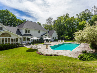 Grand Open Plan Lake home w/Classic Design - photo 4