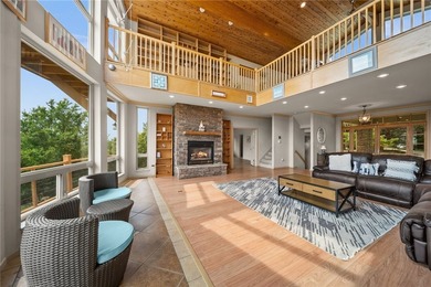Private 11.08 acre Beaver Lake retreat with expansive lake views - photo 10