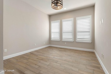 Why wait for new construction? This like-new move-in ready 2022 - photo 17