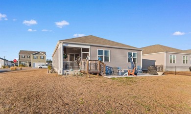 This beautiful 4-bedroom, 2-bath home in the sought-after - photo 27