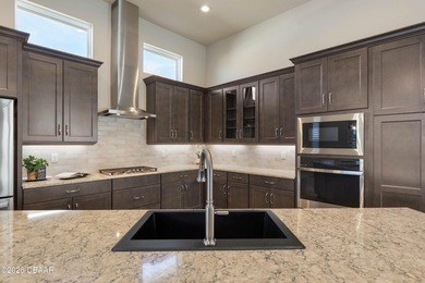 Why wait for new construction? This like-new move-in ready 2022 - photo 27
