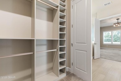 Why wait for new construction? This like-new move-in ready 2022 - photo 44