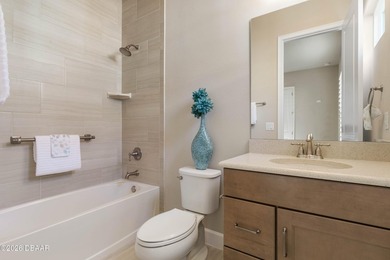 Why wait for new construction? This like-new move-in ready 2022 - photo 49