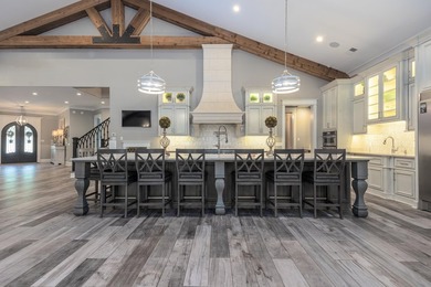 Custom estate property located on 8.67 acres in the heart of - photo 7