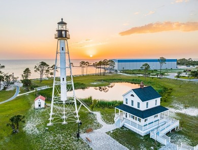 Unlock the full potential of this Bayfront 6.7 Acre 14-Lot - photo 7