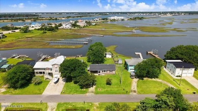 White Oak River - Carteret County Home For Sale in Cedar Point North Carolina