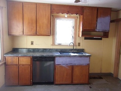 LIST PRICE IS $49,900 WITH AN OPENING BID OF $34,900. Property - photo 7