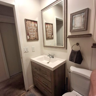 ***Sellers offering $1400 concessions! Welcome home to this - photo 21