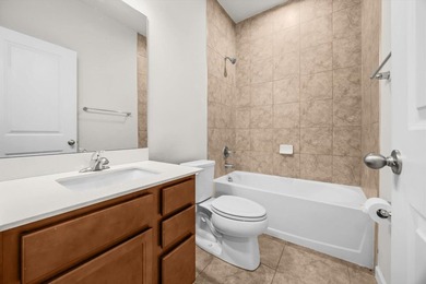 One of the LOWEST HOA's in 34987! Built in 2022, this - photo 22
