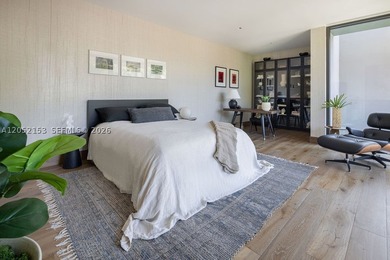Featured on the cover of Luxe Magazine, this architect owned - photo 24