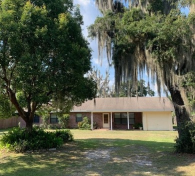 Lake Arietta Home Sale Pending in Auburndale Florida