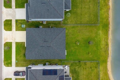 One of the LOWEST HOA's in 34987! Built in 2022, this - photo 31