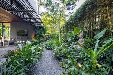 Featured on the cover of Luxe Magazine, this architect owned - photo 34
