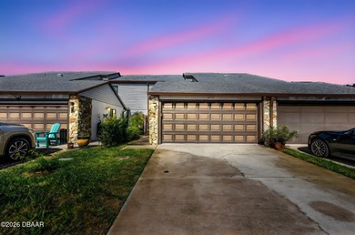 (private lake, pond, coastal) Condo For Sale in New Smyrna Beach Florida