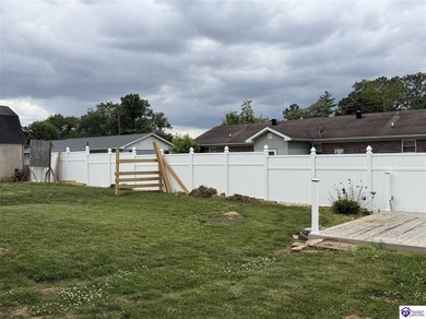 BEAUTIFULLY UPDATED 3 BEDROOM, 1.5 BATH HOME offering comfort - photo 11