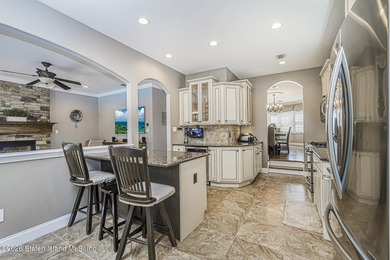 Welcome to 86 West Castor Place, a truly exceptional - photo 12