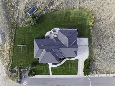 A rare opportunity to own a truly exceptional property that - photo 14