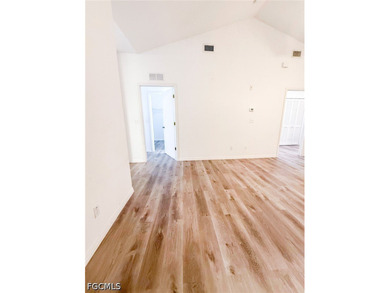 Welcome to this 3-bedroom, 2-bathroom 2nd floor condo located in - photo 5
