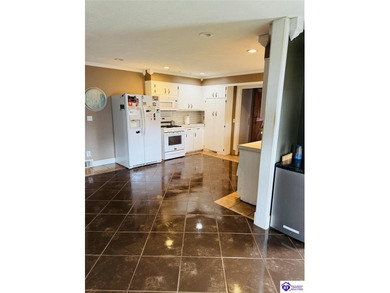BEAUTIFULLY UPDATED 3 BEDROOM, 1.5 BATH HOME offering comfort - photo 18
