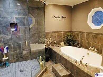 BEAUTIFULLY UPDATED 3 BEDROOM, 1.5 BATH HOME offering comfort - photo 23