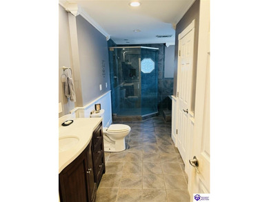 BEAUTIFULLY UPDATED 3 BEDROOM, 1.5 BATH HOME offering comfort - photo 26