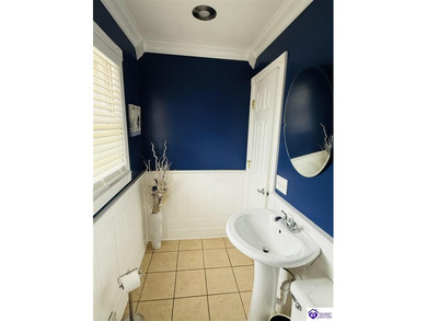 BEAUTIFULLY UPDATED 3 BEDROOM, 1.5 BATH HOME offering comfort - photo 28