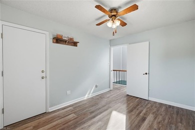 Welcome to this well-maintained 4 bedroom, 3.5 bath, and over - photo 31