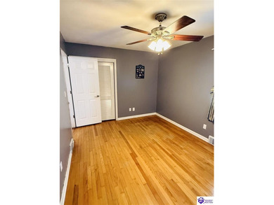 BEAUTIFULLY UPDATED 3 BEDROOM, 1.5 BATH HOME offering comfort - photo 33