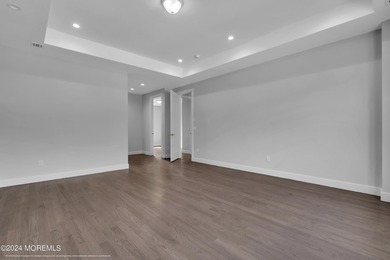Welcome to The Baron Model. A luxurious home to be built in the - photo 38