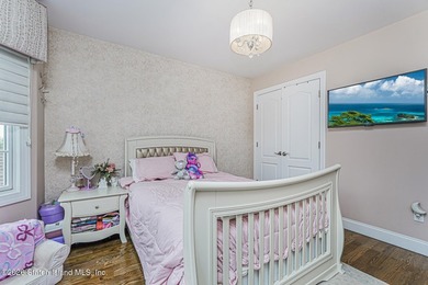 Welcome to 86 West Castor Place, a truly exceptional - photo 39