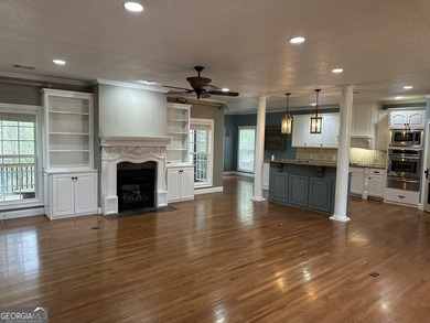 Located in The Cloisters, this 5 bedroom, 3.5 bath home is - photo 7