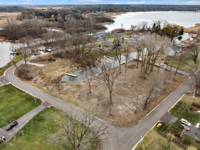 Lake Lot For Sale in Antioch, Illinois