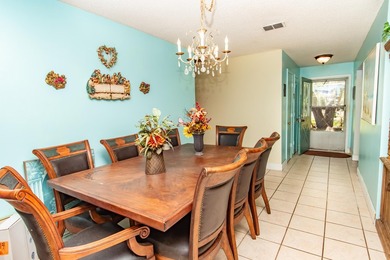 Exceptional 3 Bed/2 Bath home with situated on a generous 1 - photo 5